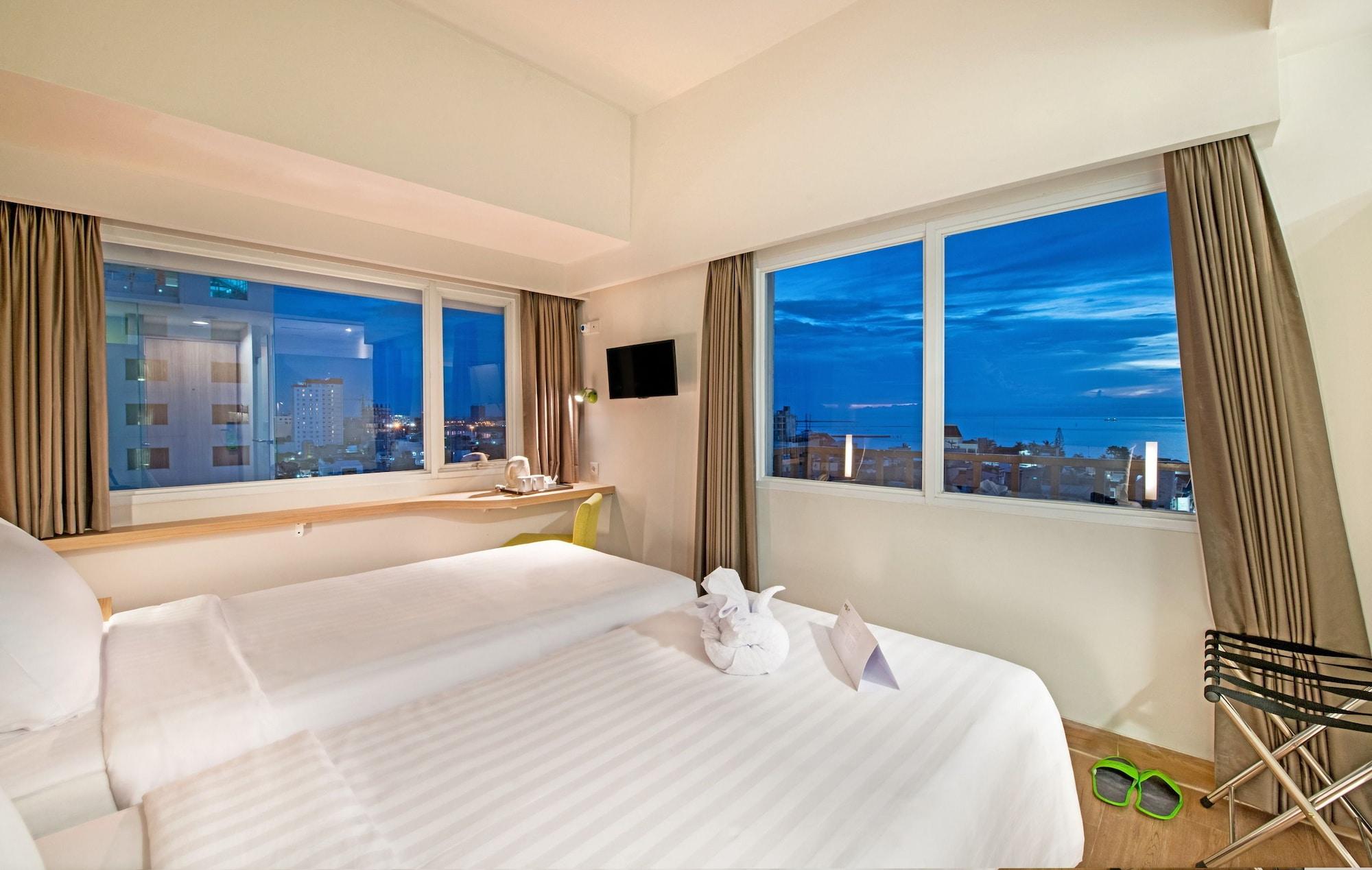 Whiz Prime Hotel Hasanuddin Макасар Екстер'єр фото